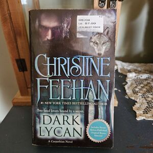CHRISTINE FEEHAN, Dark Lycan: A Carpathian Novel, HB/DJ (VAMPIRES, ROMANCE)